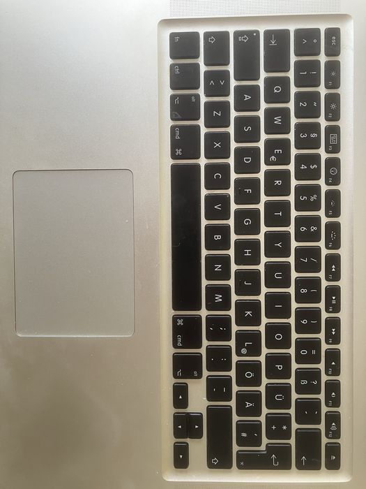 15” Macbook Pro (late 2009) за части