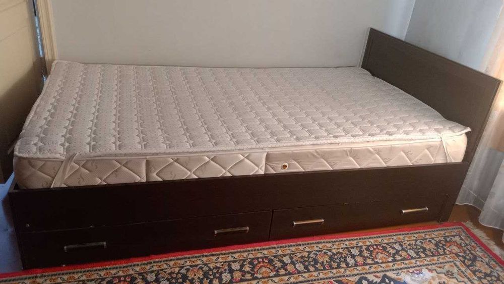 Кровать  спальная разборная импортная