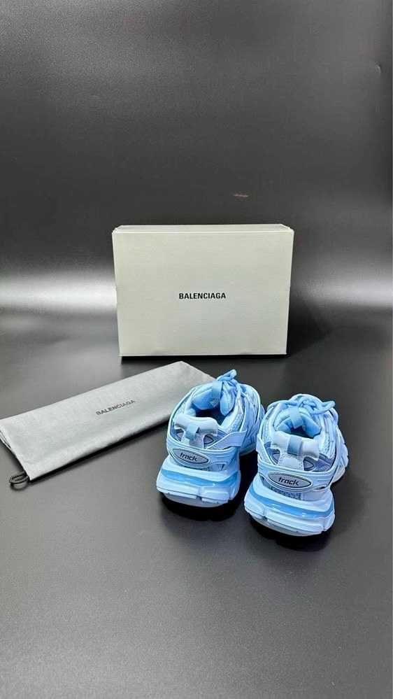 Balenciaga Track
