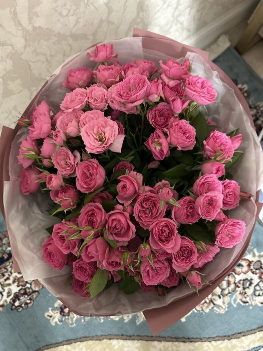 Продам кустовые розы