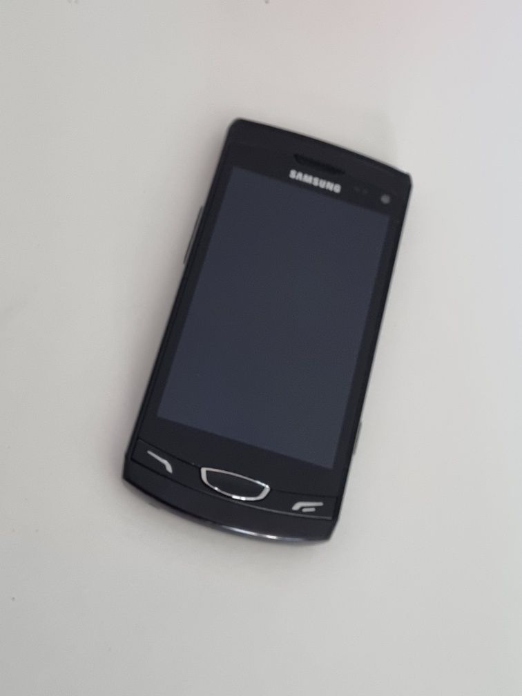Telefon cu touchscreen wave ll GT - S8530