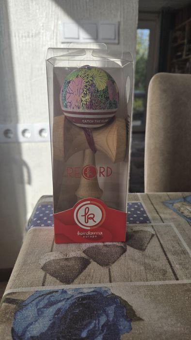 Kendama Europe Record Aqua - rubber - Liquid Love