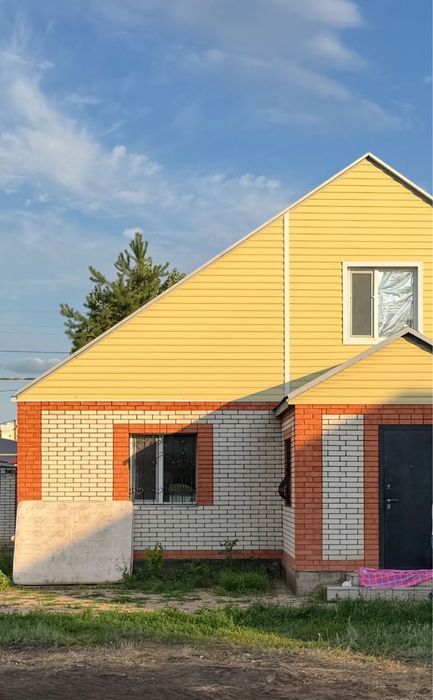 Дом на разбор 2014 года , кровля, кирпичи