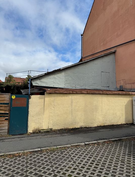 Spațiu Comercial / Birouri / Depozit de Închiriat - Central
