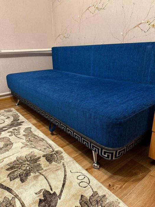 Диван в отличном состоянии