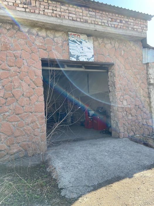Продам гараж сто