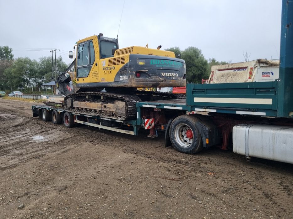 Trailer transport utilaje