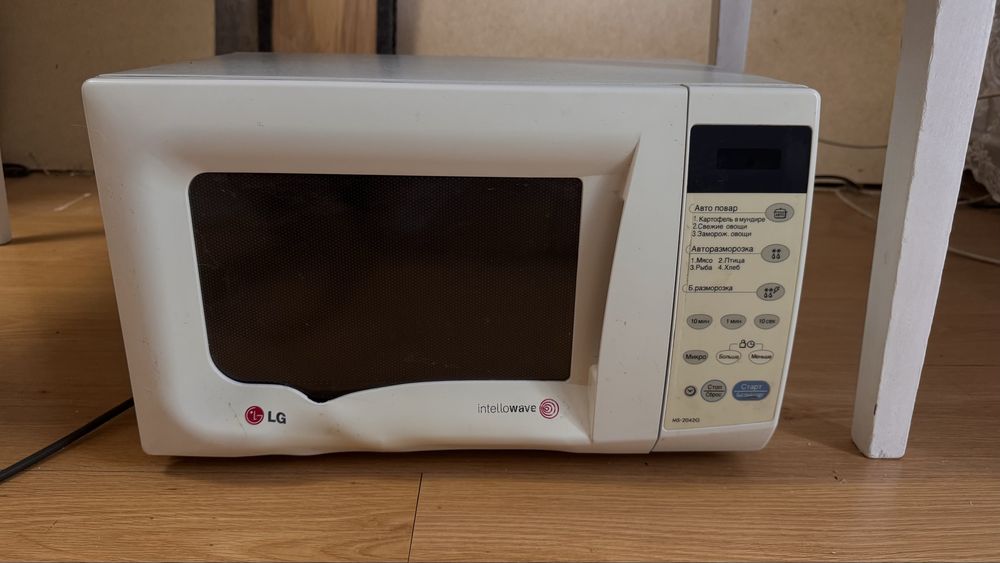 Микроволновка LG