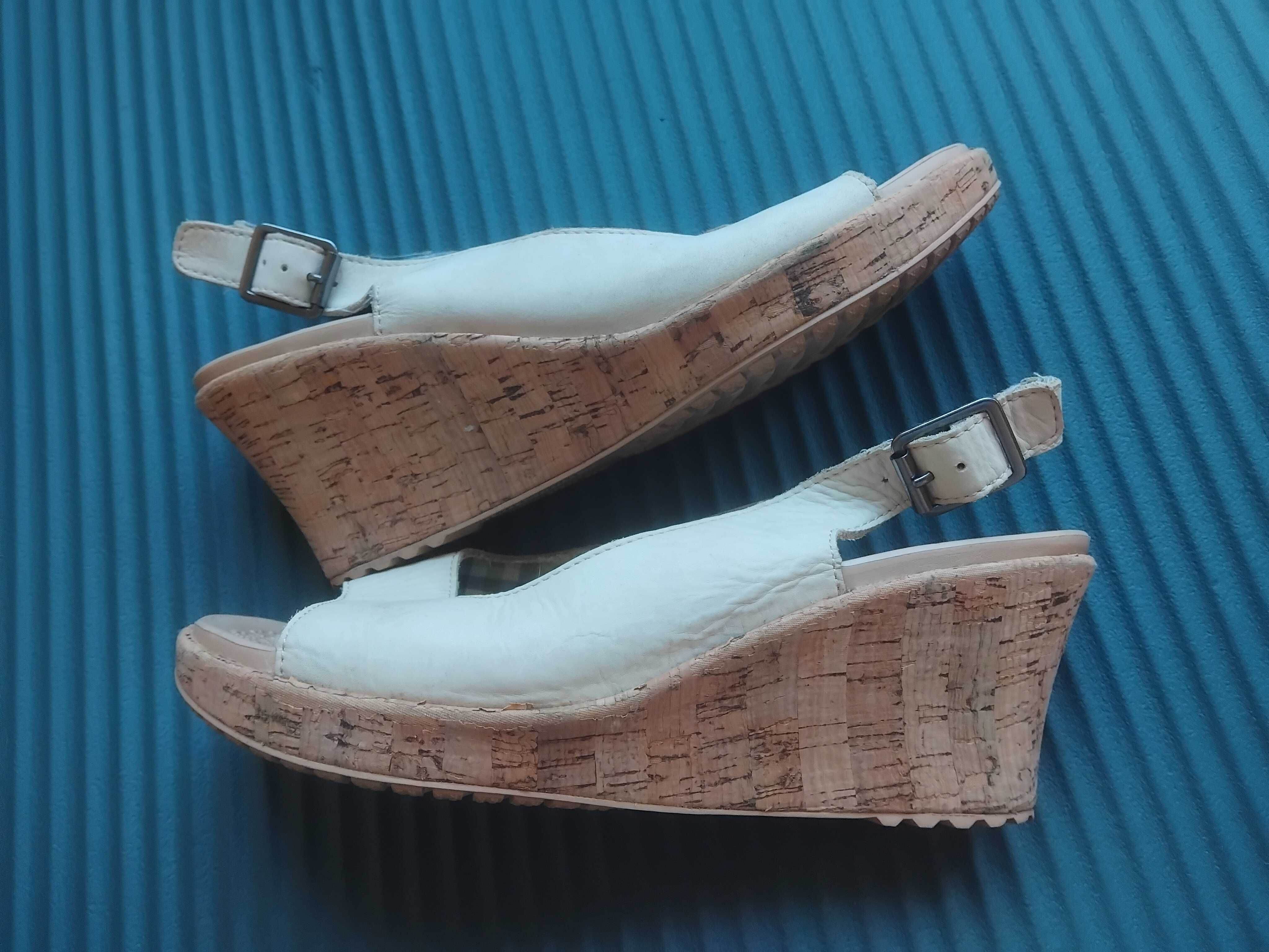 Crocs 100% оригинални дамски сандали на платформа - естествена кожа