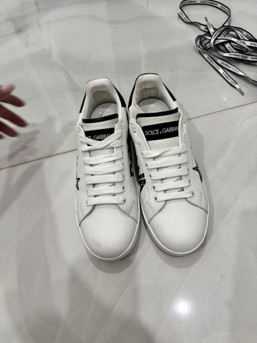 Vand adidasi dolce gabbana originali 100%