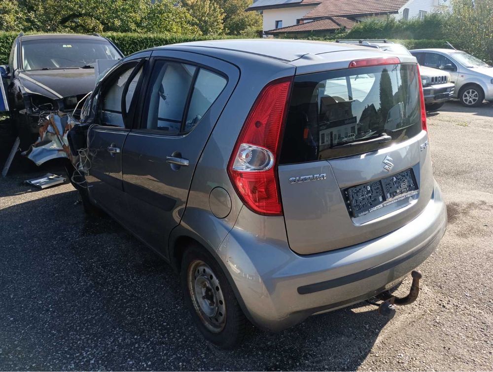 Suzuki Splash 1.0i 65 к.с. На части