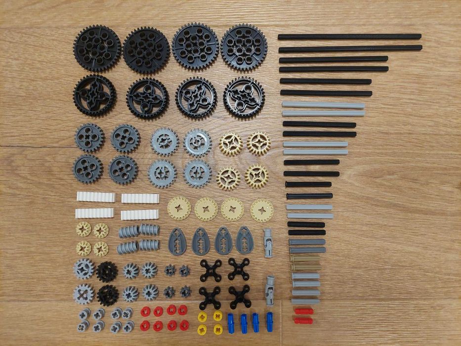 112 buc. angrenaje (roti dintate, axe, etc) compatibile Lego Technic.