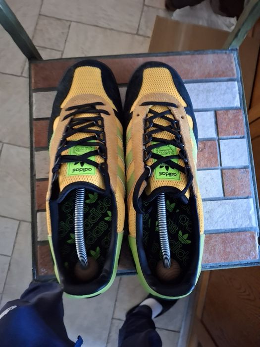 Мъжки маратонки Adidas размер 43 1/3 чисто нови, лимитирана серия.