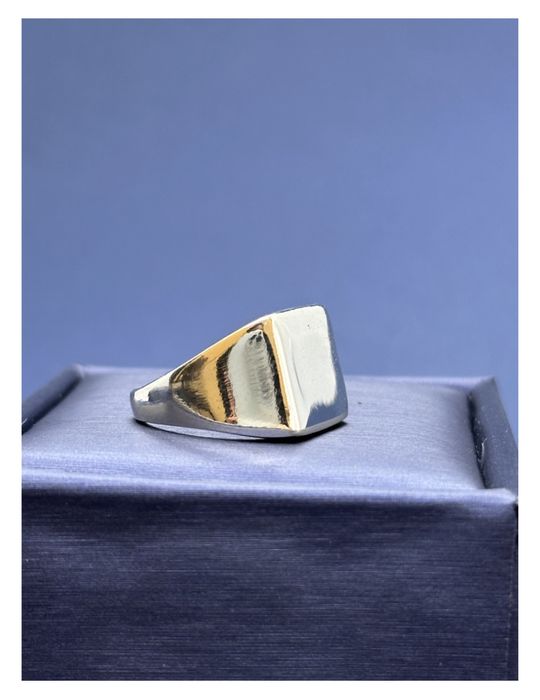 продам кольцо серебро