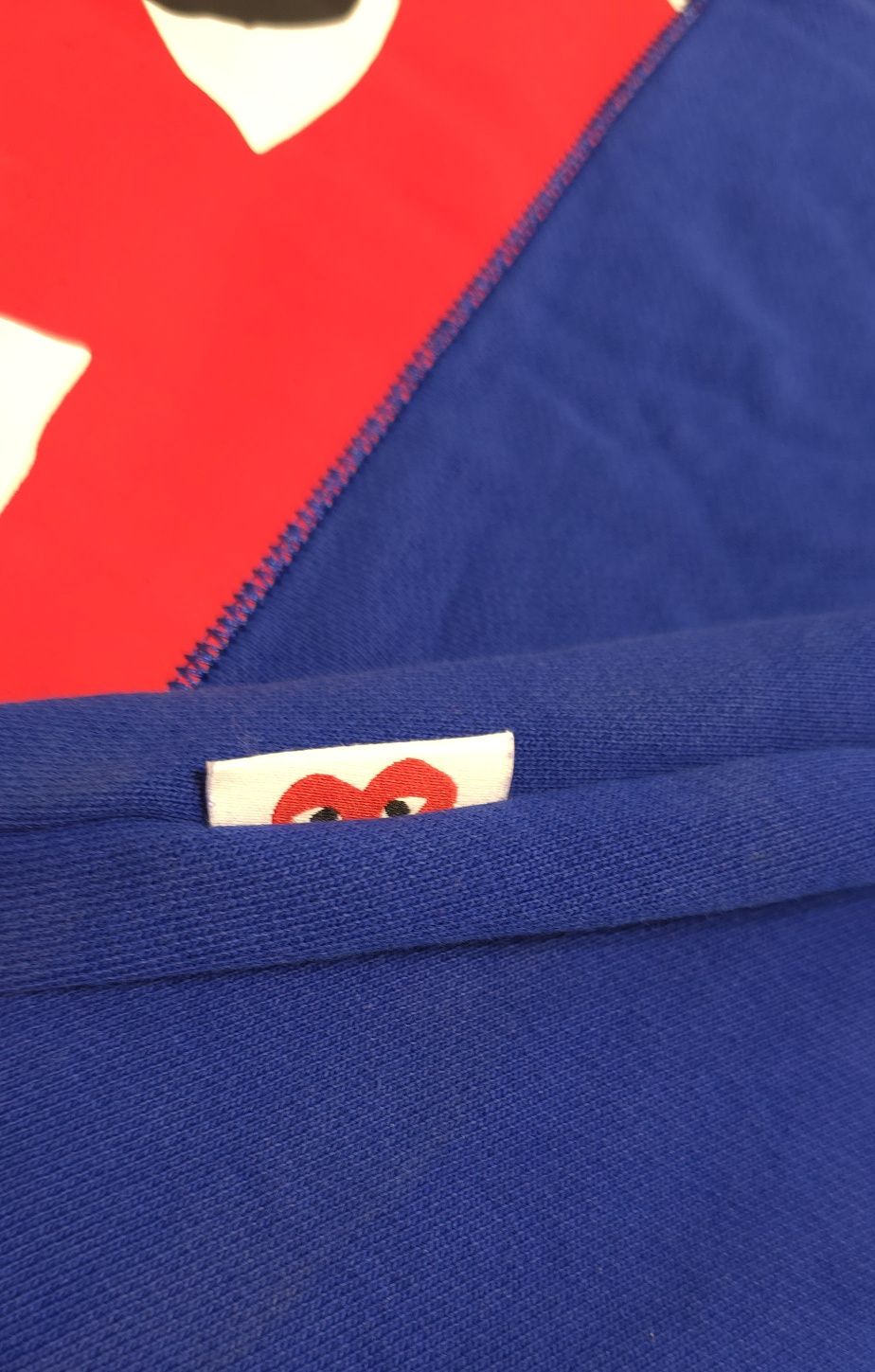 Comme Des Garcons PLAY суичър