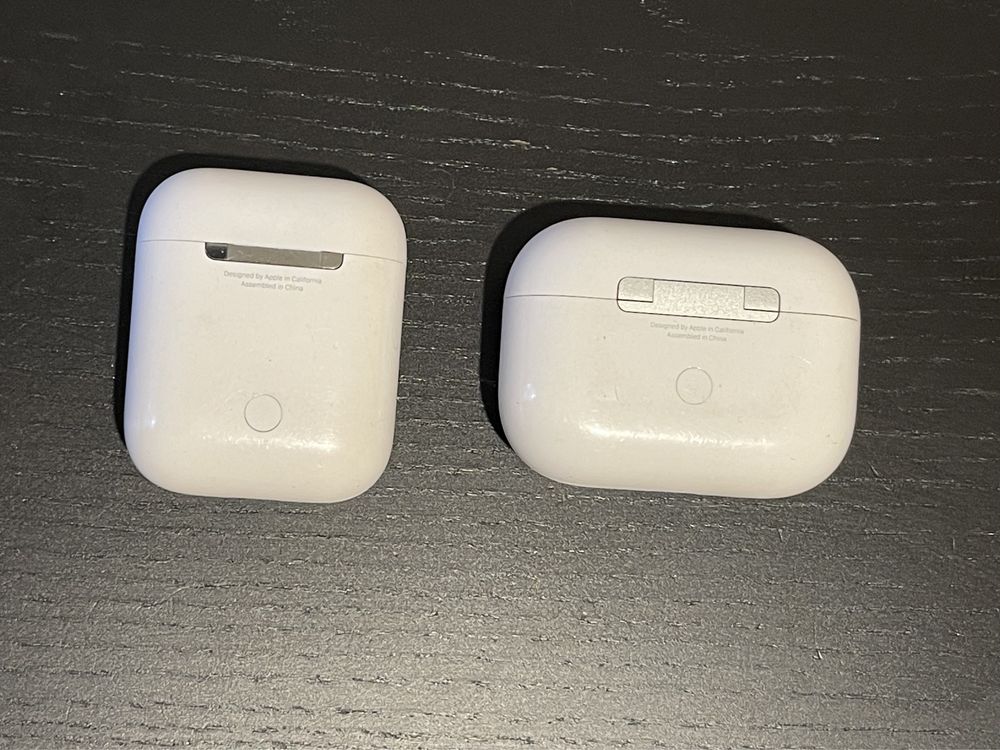 Caseta / Charging Case AirPods