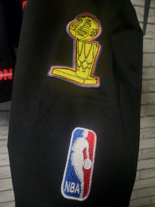 Luis Viton летен екип