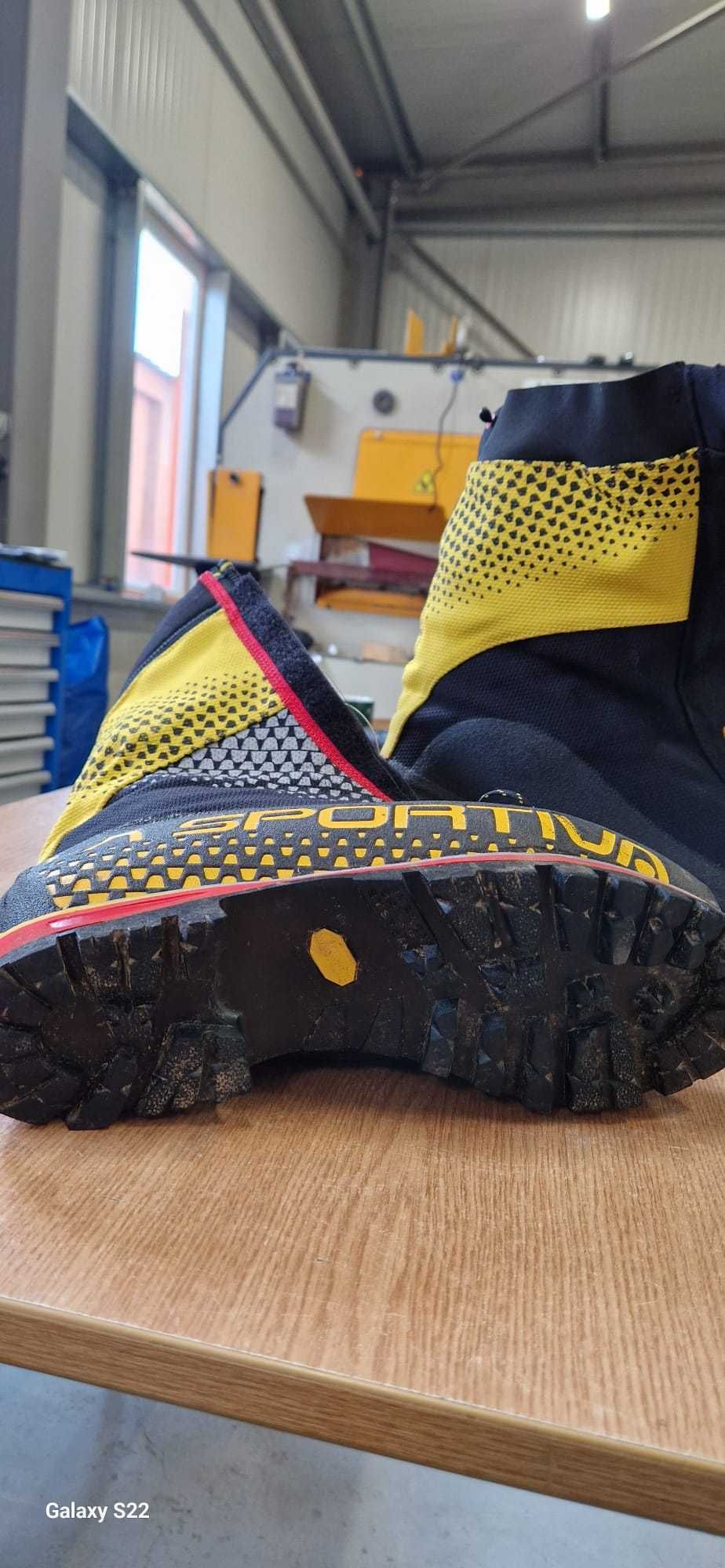 Vand bocanci La Sportiva G2 SM