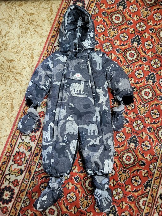 Продам детский зимний комбинезон