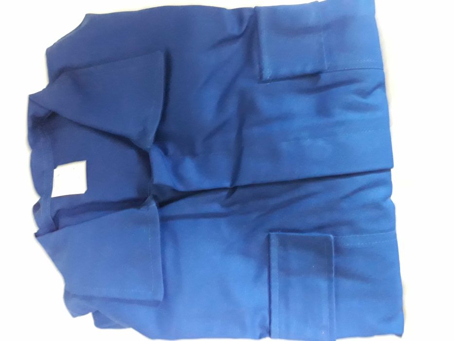 Salopete lucru noi si de calitate.