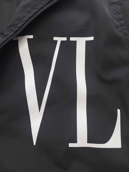 Valentino Garavani дизайнерско яке