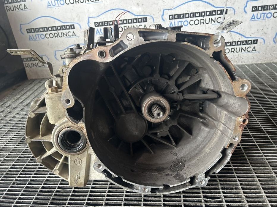 Cutie de viteze SsangYong Tivoli 1.6 D 2015 - 2019 115CP Manuala 6 Trepte D16DTF (1290) ...