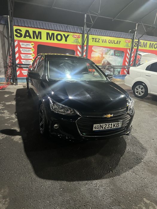 Onix 3 pozitsiya mexanika sotiladi