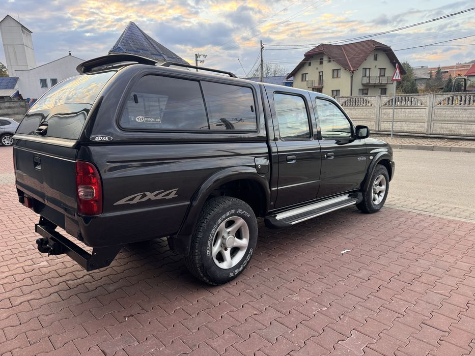 Mazda B2400  , 4x4 , 2005