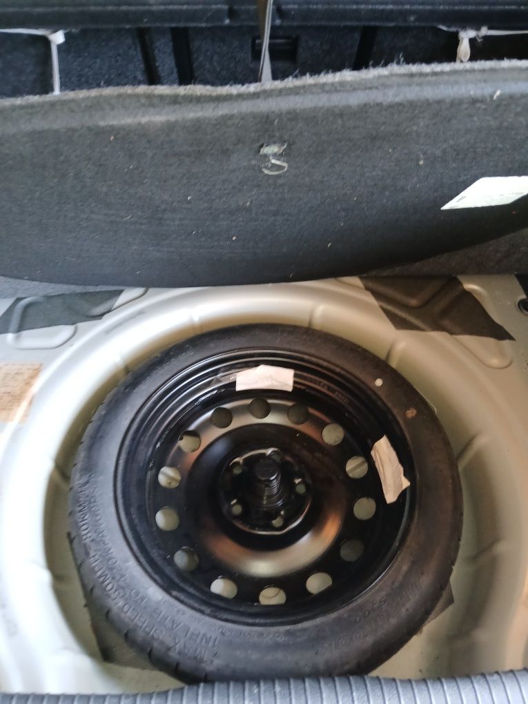 Vînd Volkswagen Golf