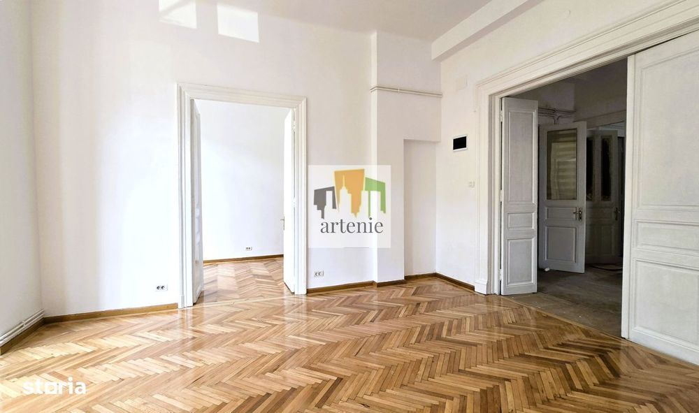 Unirii 320 mp intr-un imobil reprezentativ/ Birouri/ Showroom/ Escape