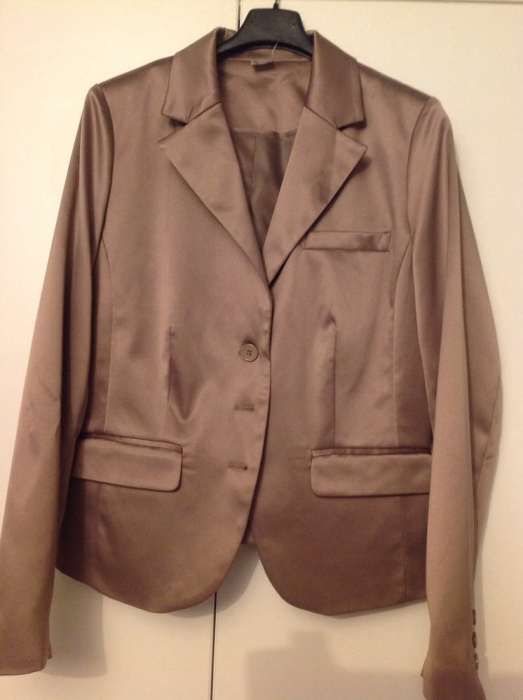 Costum dama..mar.42.