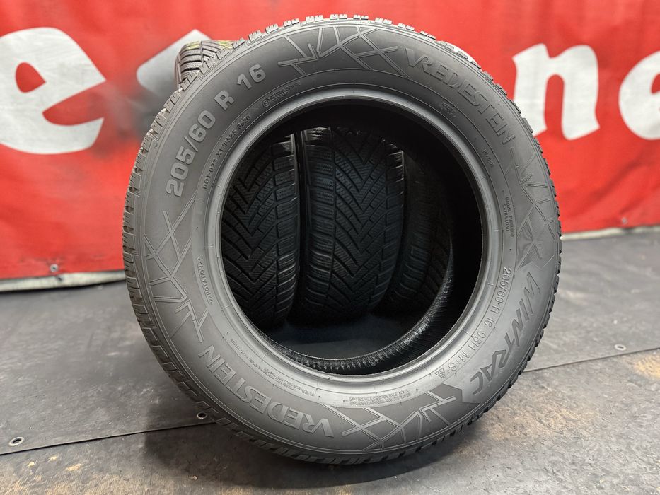 205 60 16, Зимни гуми, Vredestein WinTrac, 4 броя