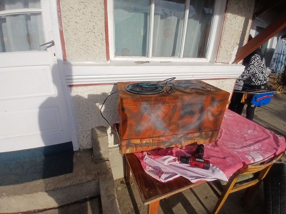 Vand/schimb subwoofer auto Focal