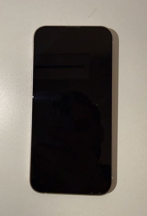iPhone 13 de vanzare