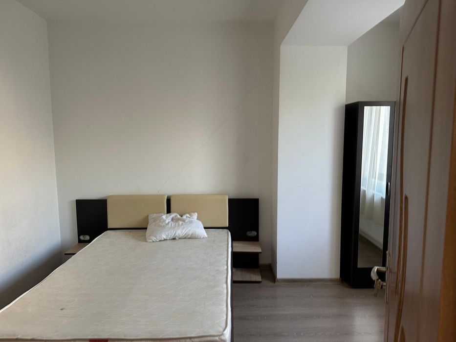 Apartament Mobilat La Piata Mare!