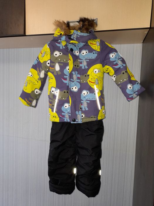 Зимний детский комбинезон