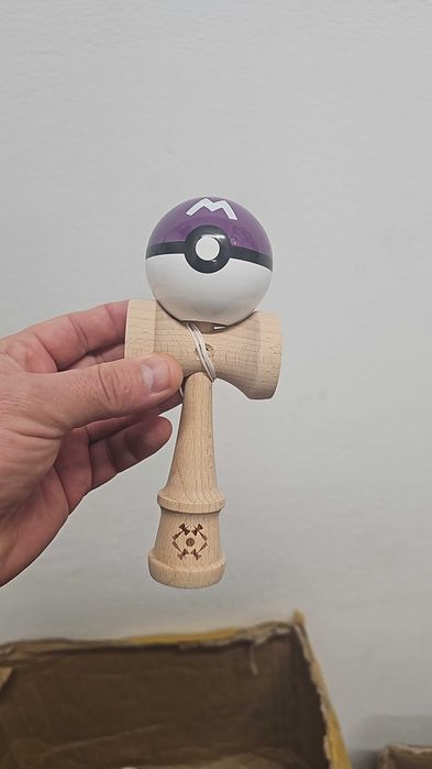 Kendama half color