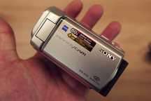 Camera Video Sony Handycam cu SD si memorie interna 4gb touchscreen