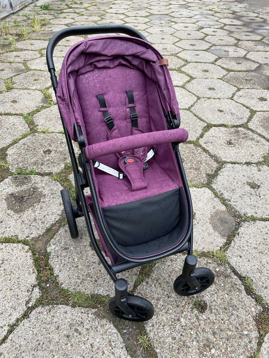 Carucior Chipolino AVIA 3 in 1 bine intretinut!