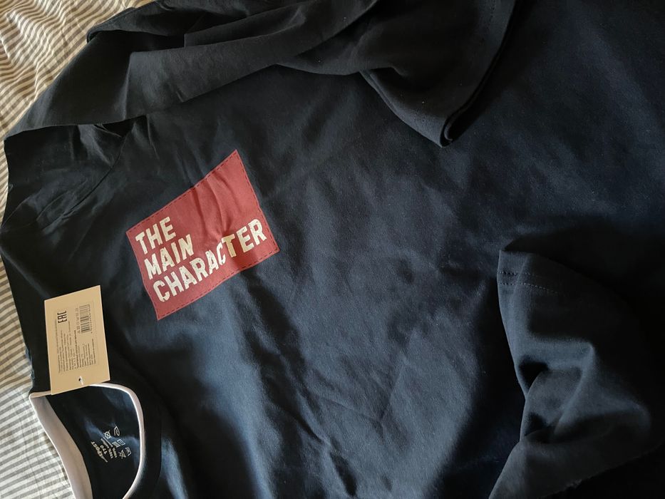 Продам лонгслив новый