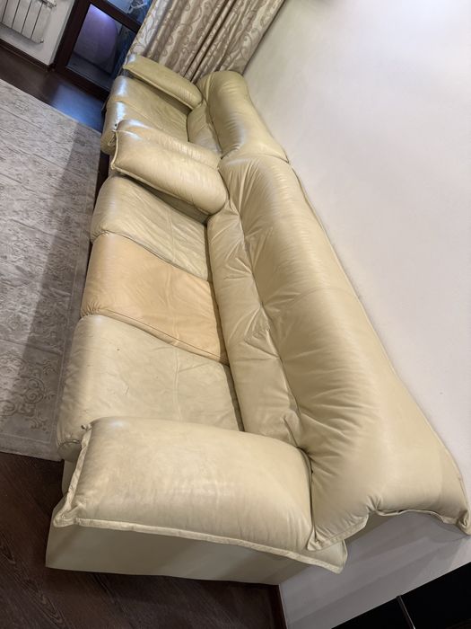 Кожанный раскладной диван 3 и 2 местные