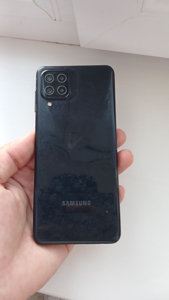 Samsung a 22 4/64 gb