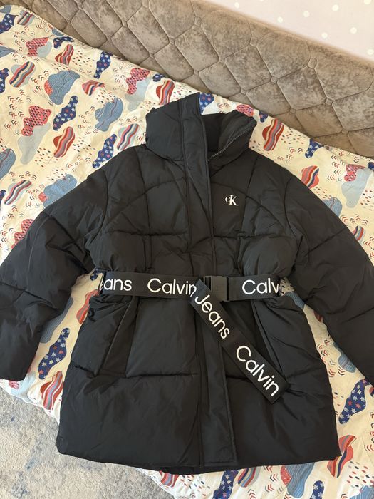 Женская куртка бренд Calvin Klein
