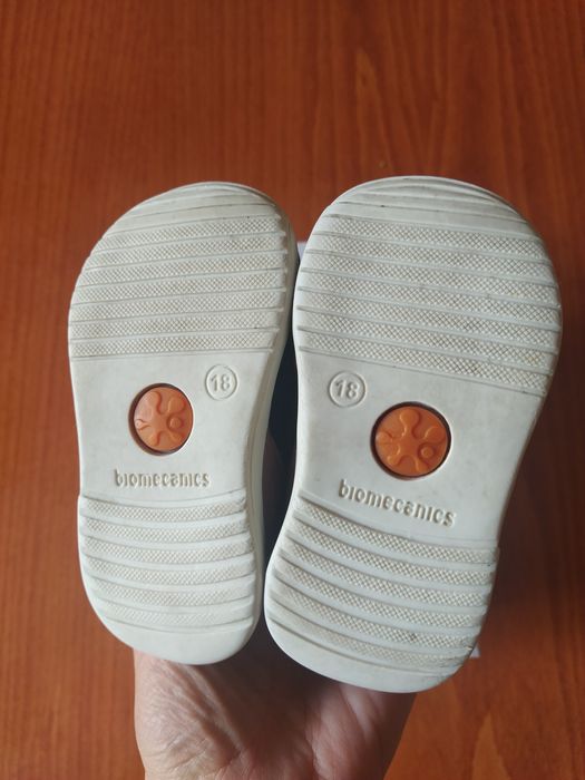 Обувки на biomecanics