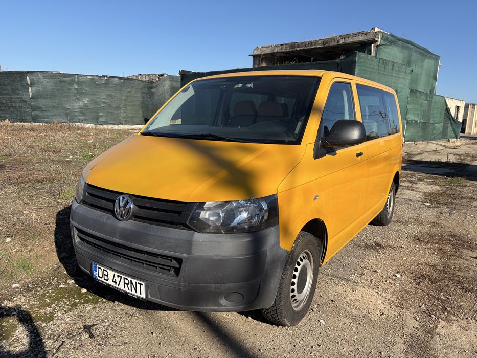 Inchiriez/inchiriere/rent a van/microbuz/microbuze  9 locuri