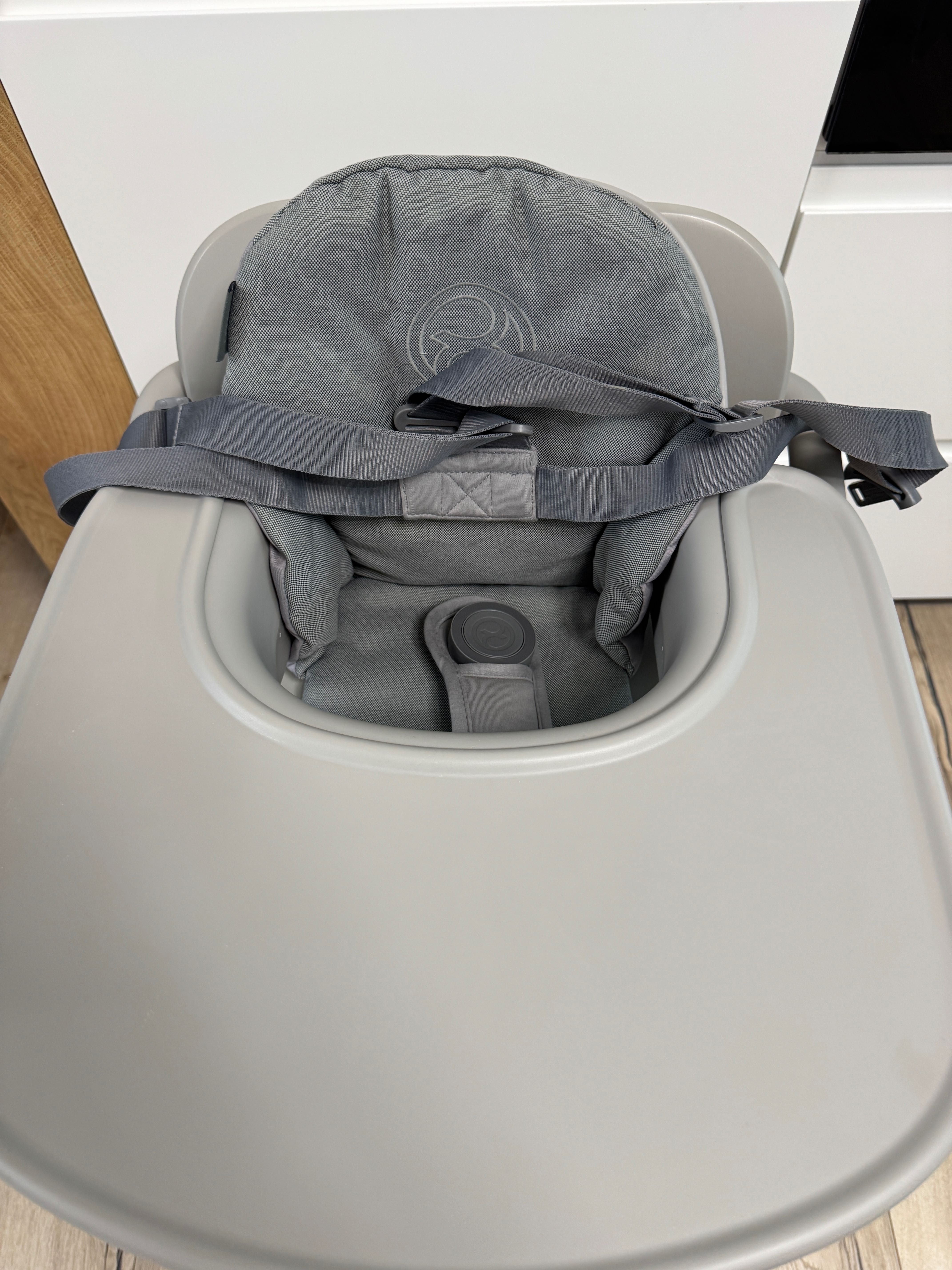 Cybex Gold стол за хранене Lemo 3 в 1
