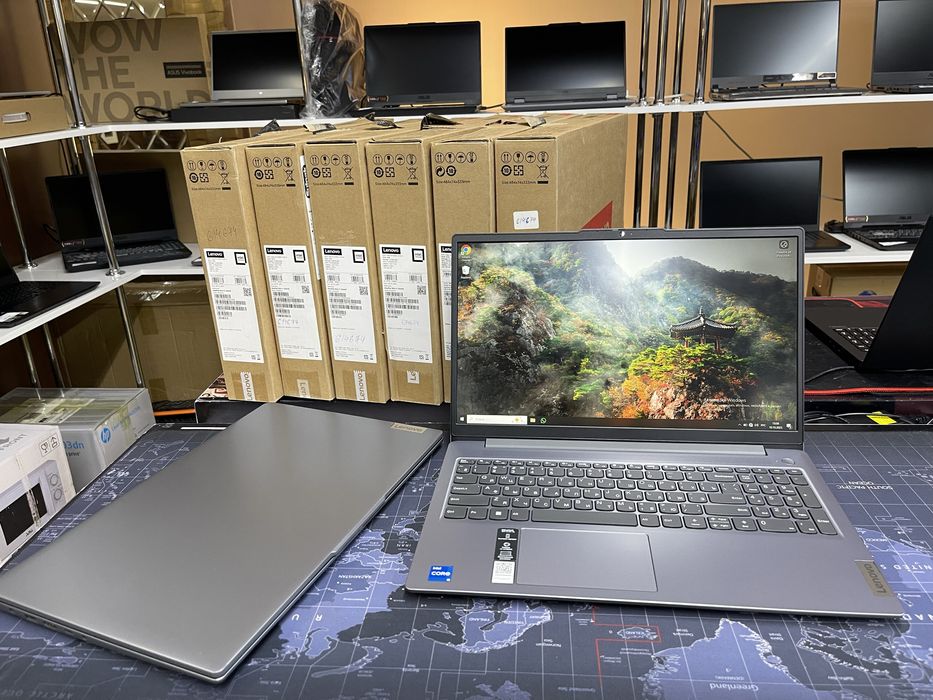 Lenovo ideapad Slim 3i Core i5-12450H/8Gb/512Gb