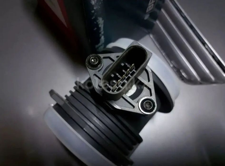 Волюметр (ДМРВ) на Мерседес