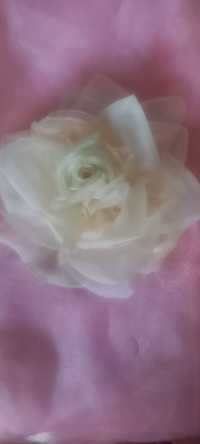 Брошь Цветок розы нежно-кремовый