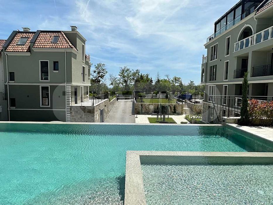 Комфортен двустаен апартамент под наем в м-т Свети Никола